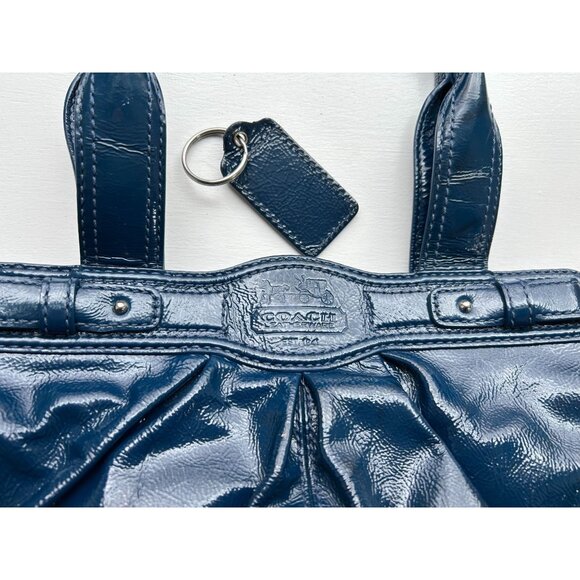 Coach Blue Patent Leather Tote Bag With Silver Turnlock & Keychain Charm - Picture 5 of 16